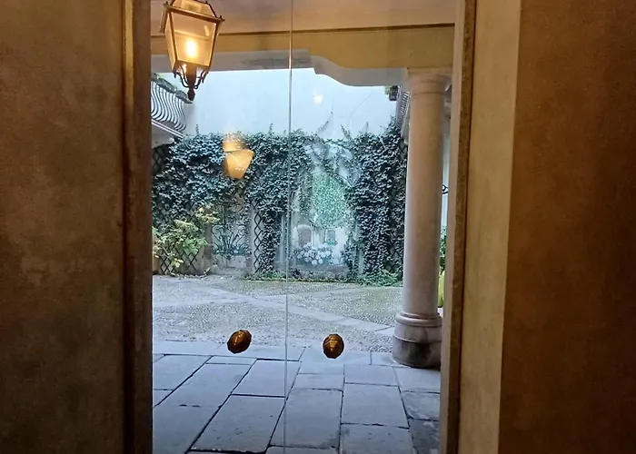 Hébergement de vacances Vivi House *